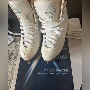 Jackson Girls' Figure
Skates Size 12